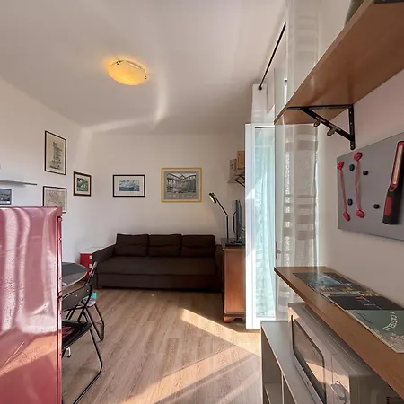 Casa San Marco - Reception Apartment Triest